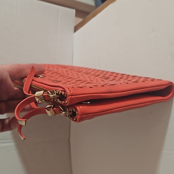Stella & Dot Hello Gorgeous Double Zip mirrored card carrier clutch - Picture 9 of 11